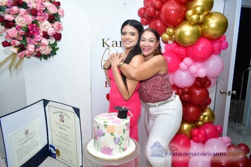 Fiesta de graduacion y cumpleaños de Kamila Mercedes Merejo Sanchez_00022
