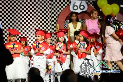Graduacion Colegio Continental Primaria 2025-26 13