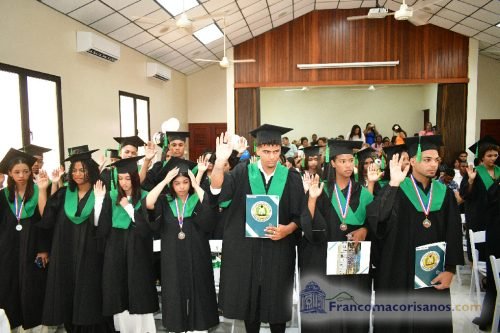 Graduacion Liceo Pedro Henriquez Ureña-Sept 00044
