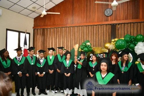 Graduacion Liceo Pedro Henriquez Ureña-Sept 00045