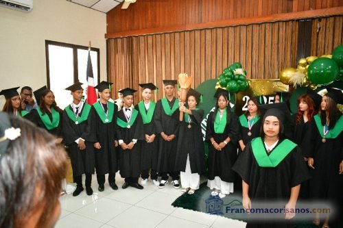 Graduacion Liceo Pedro Henriquez Ureña-Sept 00046