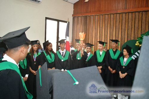 Graduacion Liceo Pedro Henriquez Ureña-Sept 00048