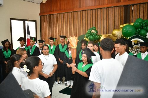 Graduacion Liceo Pedro Henriquez Ureña-Sept 00051