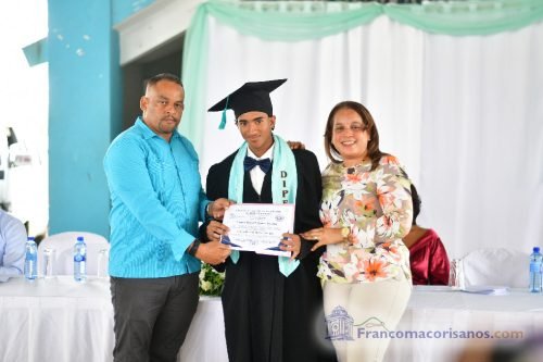 Graduacion Promocion Liceo Fernandez Dominguez 2025_00009