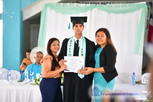 Graduacion Promocion Liceo Fernandez Dominguez 2025_00019