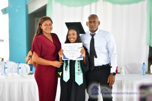 Graduacion Promocion Liceo Fernandez Dominguez 2025_00021