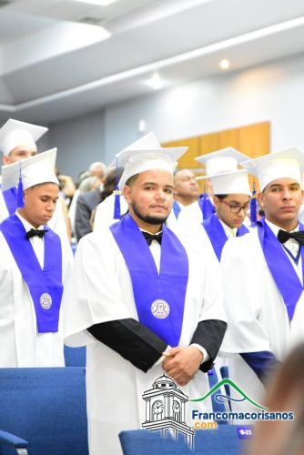 Graducacion Estudiantes Iadis 2025-2026 22