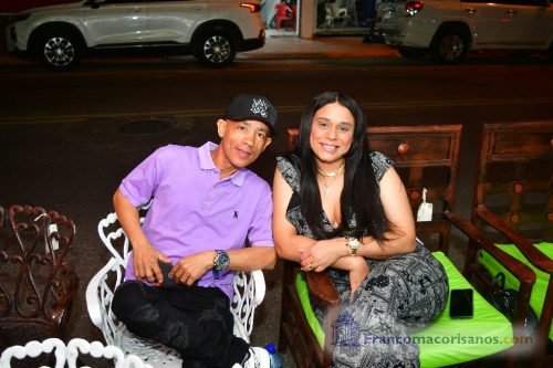 Grego Muebles presentó a Antony Rios Jr. Para deleitar a sus clientes e invitados especiales_00019