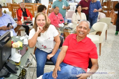 Grego Muebles presentó a Antony Rios Jr. Para deleitar a sus clientes e invitados especiales_00022