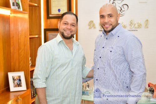 Inauguracion Consultorio Yan Carlos Brito_00021