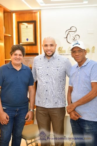 Inauguracion Consultorio Yan Carlos Brito_00028