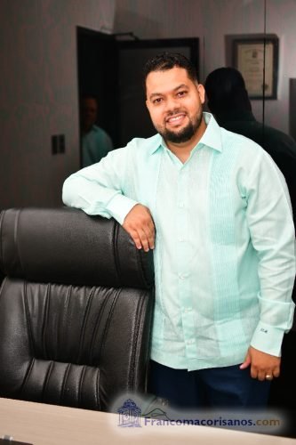 Inauguracion de oficina de abogados_00019