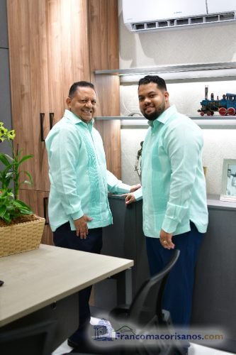 Inauguracion de oficina de abogados_00025