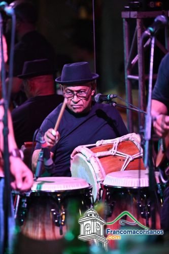Joaquín Cautiva Al Público De Celia Bistro En Las Guáranas 17