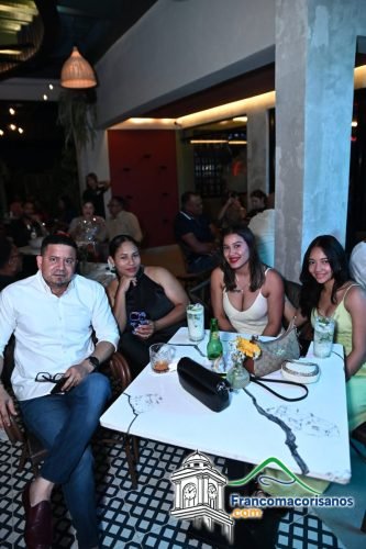 Joaquín Cautiva Al Público De Celia Bistro En Las Guáranas 20