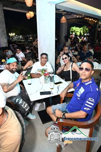 Joaquín Cautiva Al Público De Celia Bistro En Las Guáranas 30