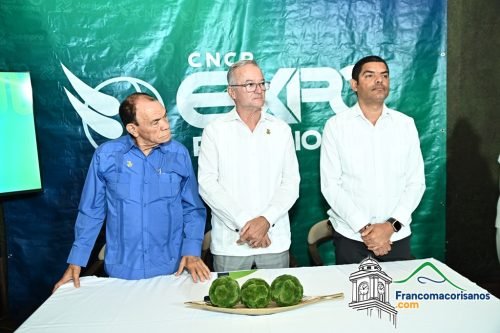 Rueda de Prensa Feria Comercio en SD 6