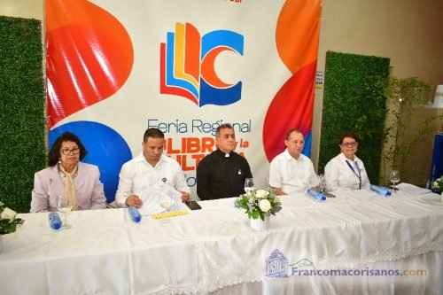 Rueda de prensa de la feria del libro_00002