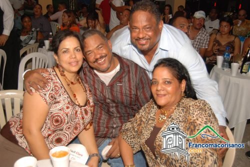 Tbt Antony Santos En El Mayorista Julio 2009 04