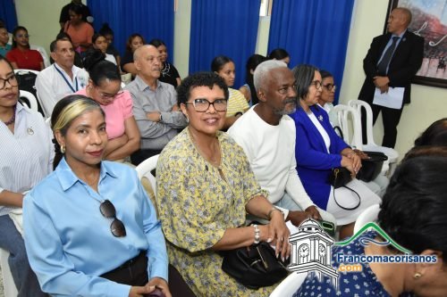 Uasd Sfm Reconoce Docente Jubiladocon Mas De 30 Años 14