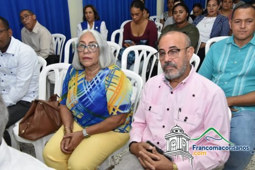 Uasd Sfm Reconoce Docente Jubiladocon Mas De 30 Años 15
