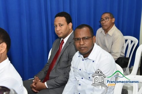 Uasd Sfm Reconoce Docente Jubiladocon Mas De 30 Años 16