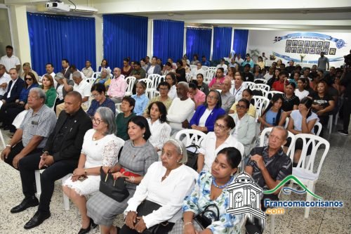 Uasd Sfm Reconoce Docente Jubiladocon Mas De 30 Años 28