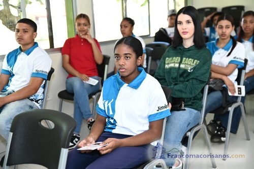 charlaagrinidoamor00011