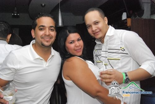 tbt 23 abril 2026 Sensation White 2009 27