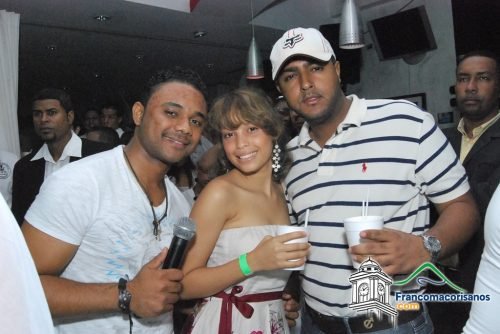 tbt 23 abril 2026 Sensation White 2009 34