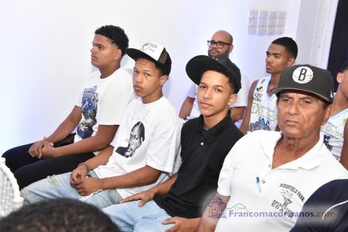 xxxvl torneo de Baloncesto superior con refuersode SFM_00015